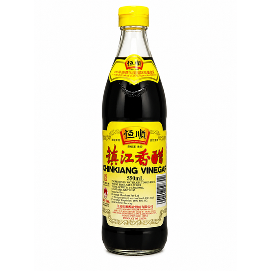 Oțet Negru de Orez Chinkiang Heng Shun – 550 ml